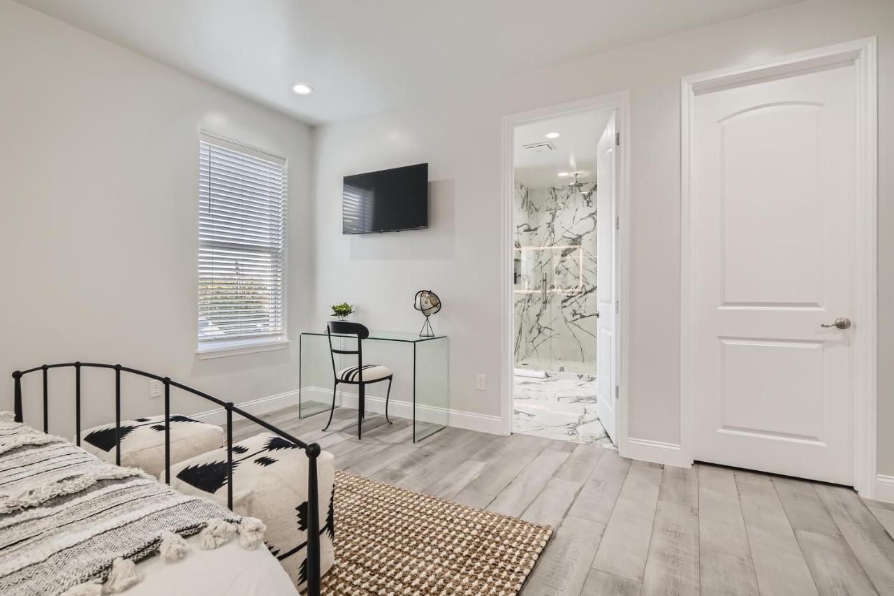 Luxury 5 Bdrm Home! Blocks To Dt/Riverwalk/Convention Center! San Antonio Luaran gambar